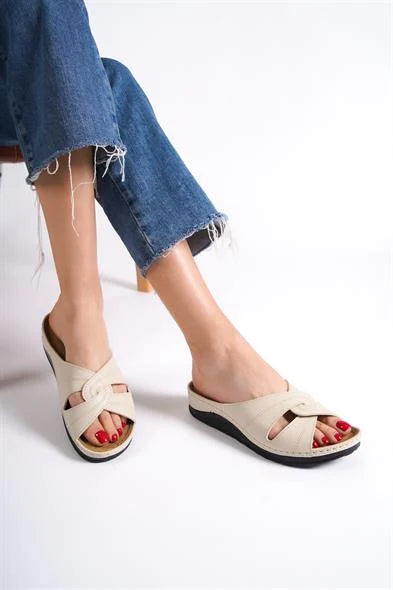 Capone Janel 107090 Ženske zlatne slingback udobne anatomske sandale
