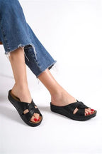 Capone Janel 107090 Ženske zlatne slingback udobne anatomske sandale
