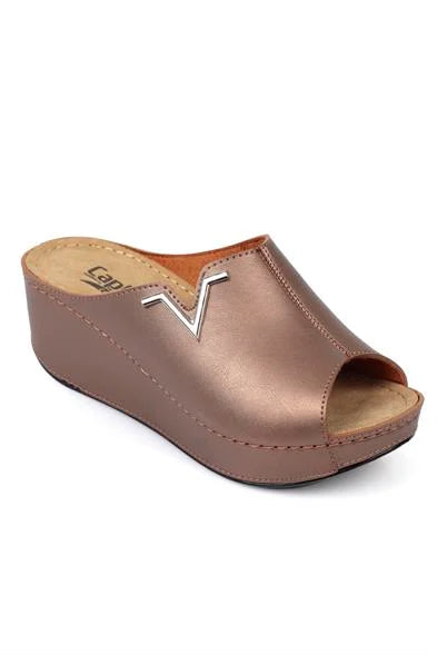 Capone Kailey 6145 Women Gold Platform V Clip Accessory Sandals