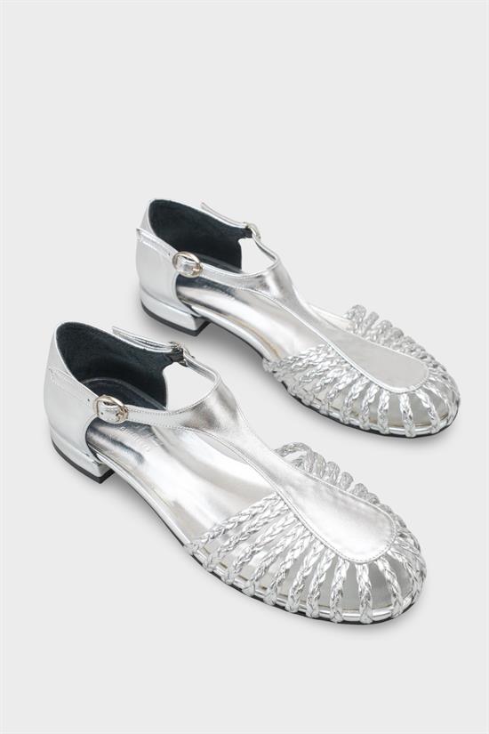 Capone Arleen Woven Low Heel Women Black Ballet Flat