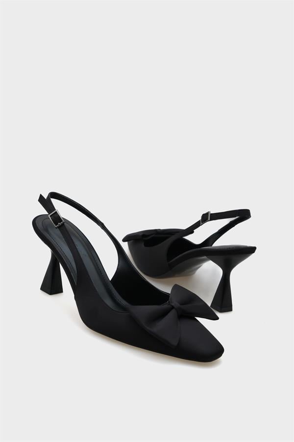 Capone Pam Blunt Pointed Toe Bow Open Back Satin ženske satenske crne cipele
