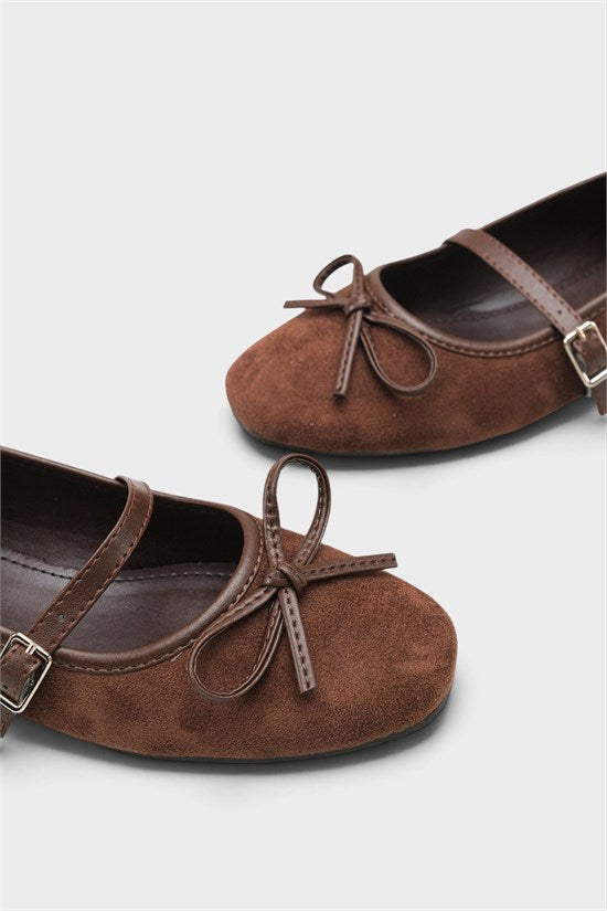 Capone Chandal Suede Look Mary Jane Shoes