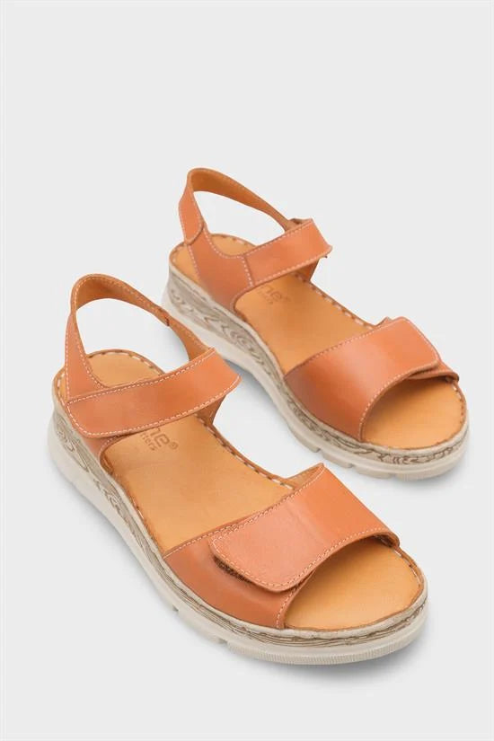 Capone Corrinne Genuine Leather Soft Comfort Women Black Sandal