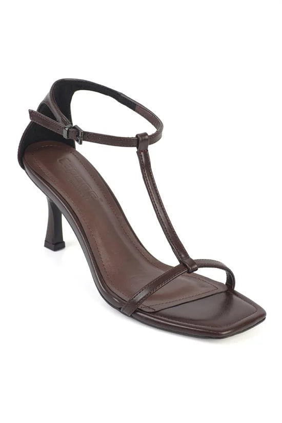 Capone Dalia Mid Heel Ankle Strap Women Burgundy Sandals