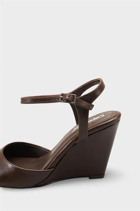 Capone Fanni Genuine Leather Lined Wedge Heel Ankle Strap Women Beige Shoe