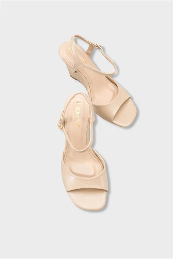 Capone Fanni Genuine Leather Lined Wedge Heel Ankle Strap Women Beige Shoe