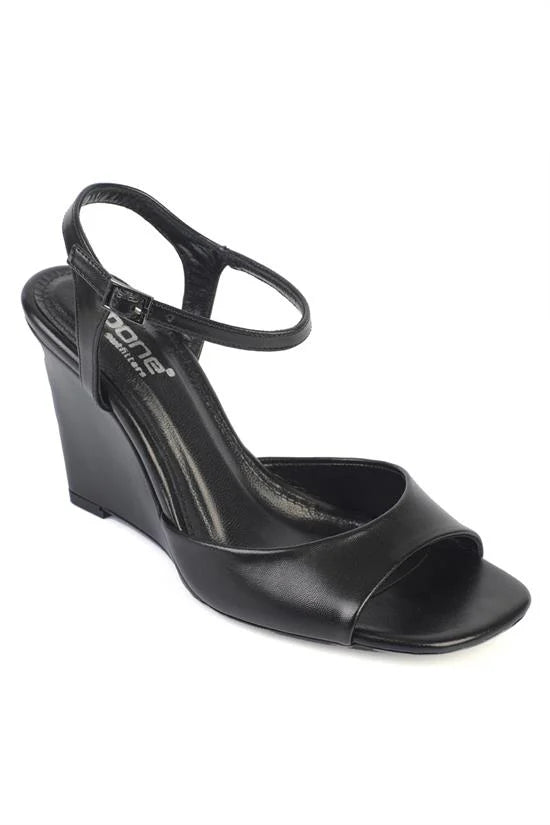 Capone Fanni Genuine Leather Lined Wedge Heel Ankle Strap Women Beige Shoe