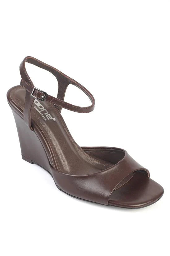 Capone Fanni Genuine Leather Lined Wedge Heel Ankle Strap Women Beige Shoe