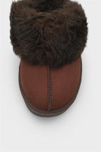 Capone Furry Closed Toe Women Sued Beige Slippers