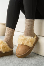 Capone Furry Closed Toe Women Sued Beige Slippers