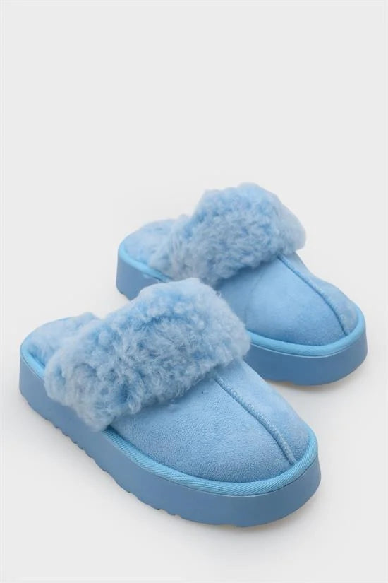 Capone Furry Closed Toe Women Sued Beige Slippers
