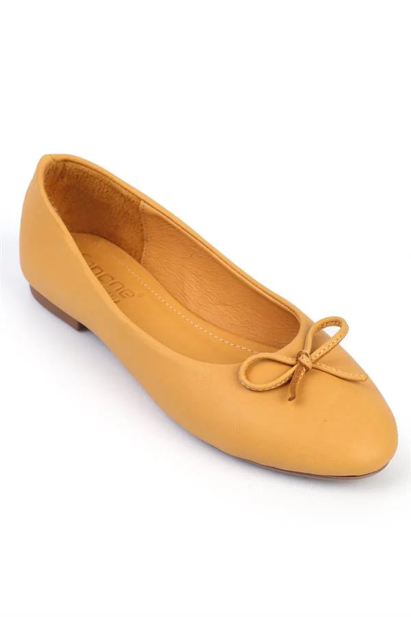 Capone Bloom Genuine Leather Bow Detail Round Toe Women Honey Ballerinas