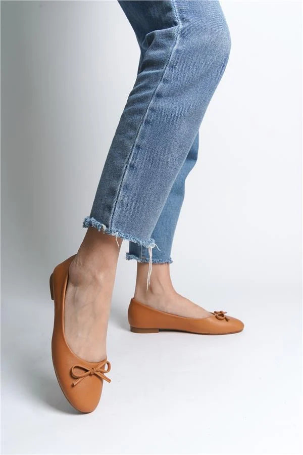 Capone Bloom Genuine Leather Bow Detail Round Toe Women Honey Ballerinas