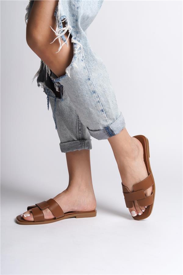 Capone Halsey Women Tan Slide Flat Sandals