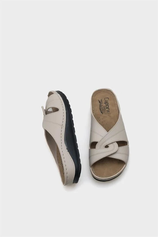 Capone Janel 107090 Ženske zlatne slingback udobne anatomske sandale