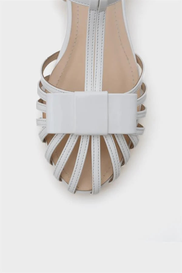Capone Amara Lattice Braided Women Patent Beige Ballerinas