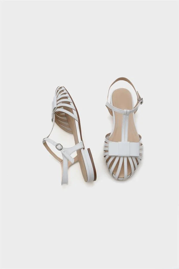 Capone Amara Lattice Braided Women Patent Beige Ballerinas