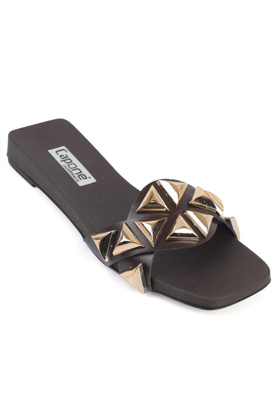 Capone Manon Blunt Toe Metal Accessory Short Heeled Comfort Women Black Sandals