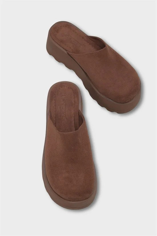 Capone Marlyn Faux Fur Suede Look Women Sued Tan Clog