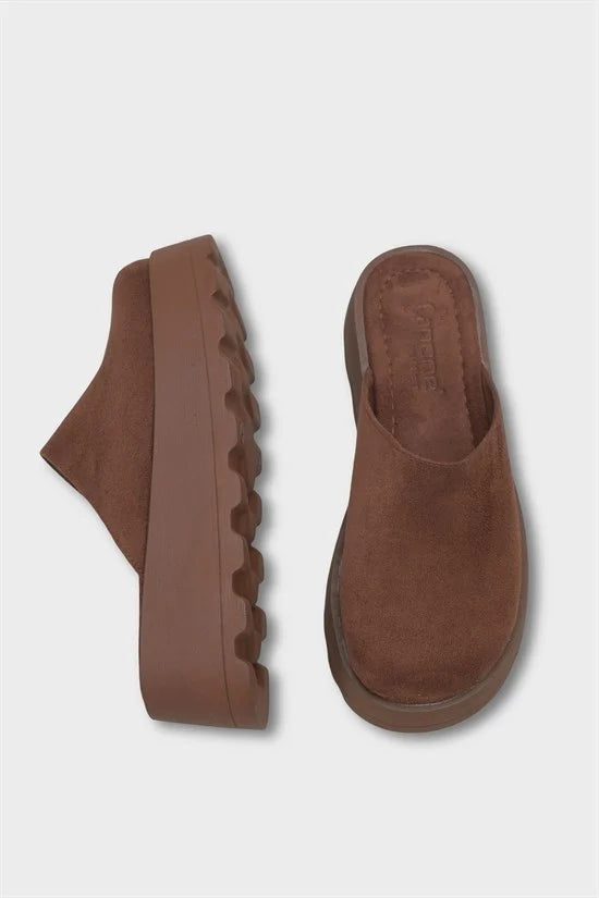 Capone Marlyn Faux Fur Suede Look Women Sued Tan Clog