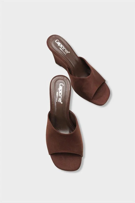 Capone Maurene Genuine Leather Lined Wedge Heel Women Sued Black Sandal