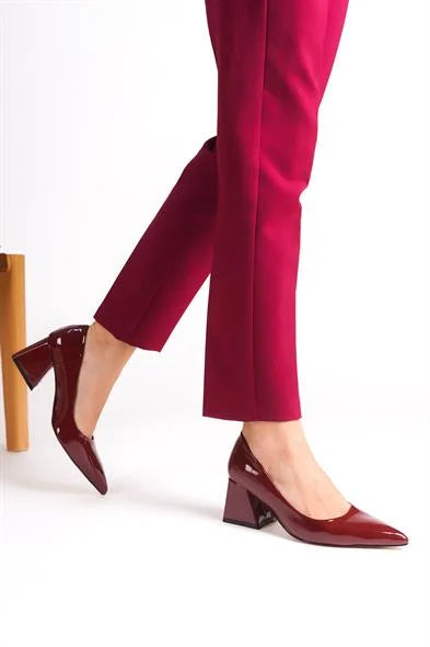 Capone Sabrina Mid Heel Soft Padded Insole Women Black Shoes