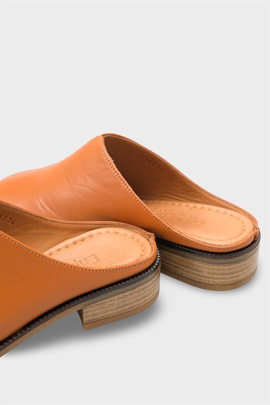 Capone Nancey Genuine Leather Low Heel Women Tan Clog