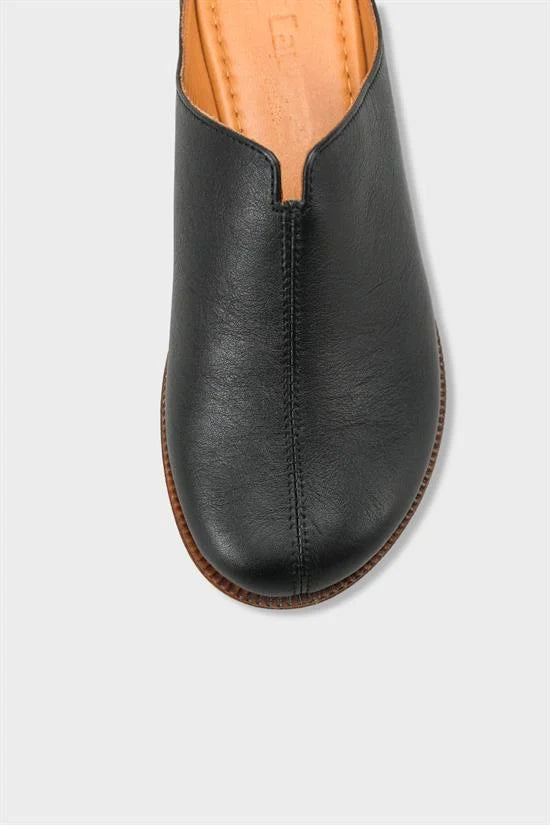 Capone Nancey Genuine Leather Low Heel Women Tan Clog