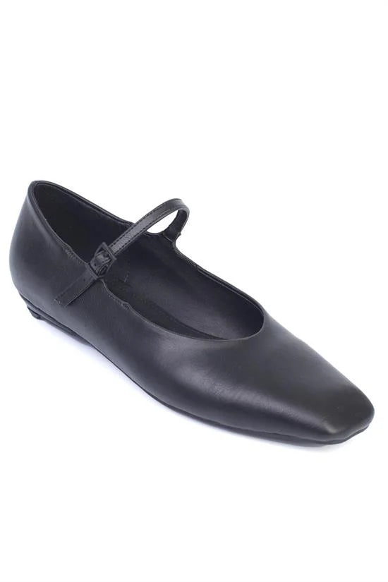 Capone Nickie Buckle Strap Square Toe Flat Heel Casual Women Patent Burgundy Ballet Flat