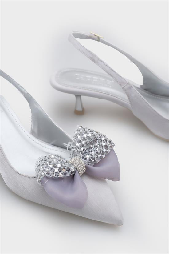 Capone Nikolia Crystal Embellished Bow Detail Pointed Toe Satin Mid Heel Ženske Cipele Bež