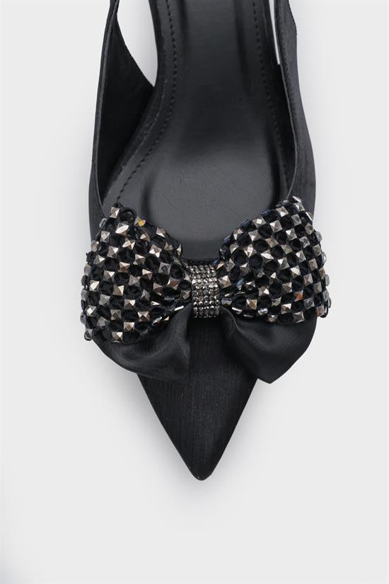 Capone Nikolia Crystal Embellished Bow Detail Pointed Toe Satin Mid Heel Ženske Cipele Bež