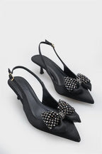 Capone Nikolia Crystal Embellished Bow Detail Pointed Toe Satin Mid Heel Ženske Cipele Bež