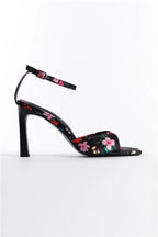 Capone Regina Open Back Pointed Toe High Heeled Flower Patterned Women Black Shoes