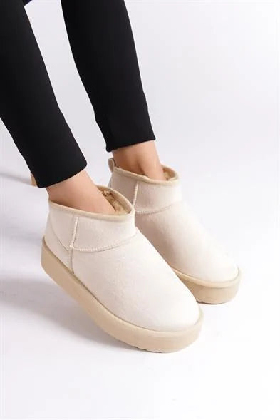 Capone Thick Sole Round Toe Fur Lined Short Woman Boots
