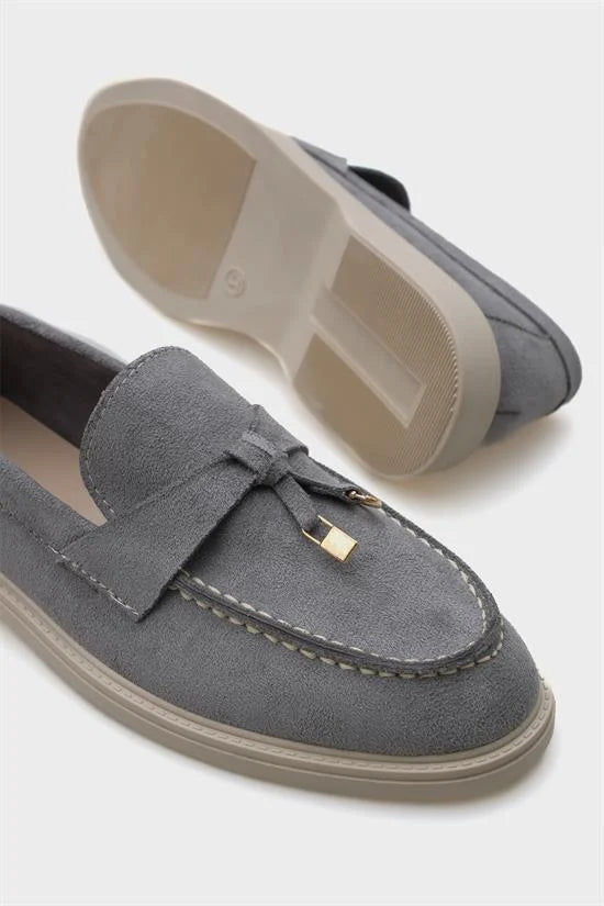 Capone Calypso Women Yellow Loafer