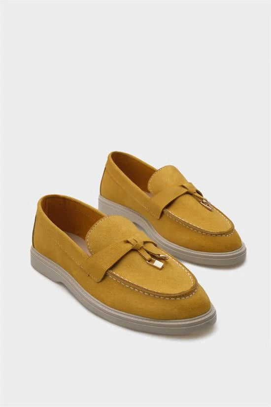 Capone Calypso Women Yellow Loafer