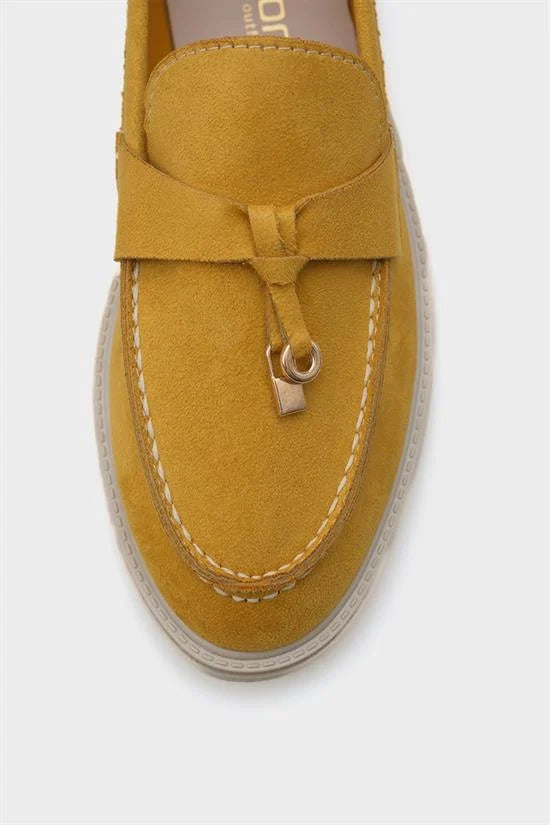 Capone Calypso Women Yellow Loafer