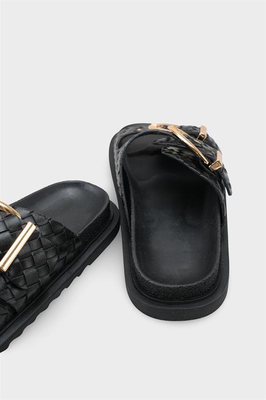 Capone Outfitters 1000 Women Black Sandal