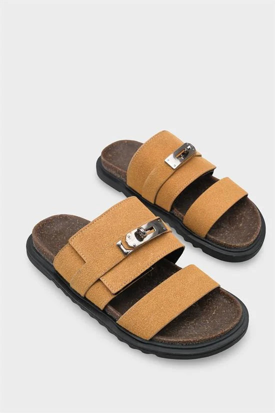 Capone Outfitters 1010 Women Black Sandal
