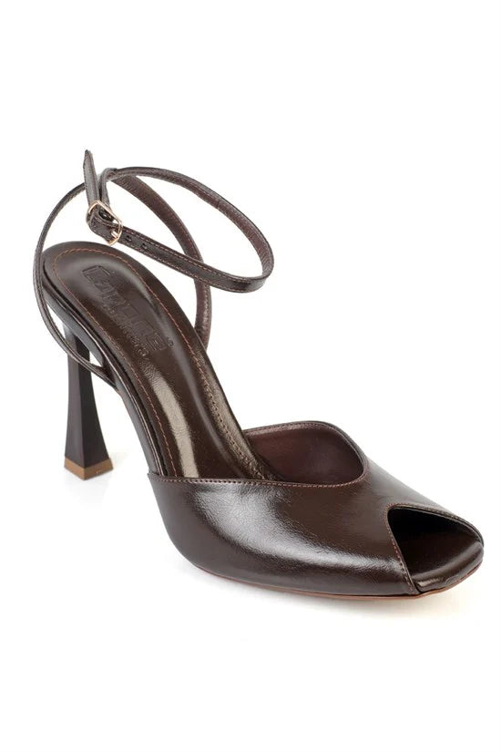 Capone Outfitters 26000 Women Black Heeled