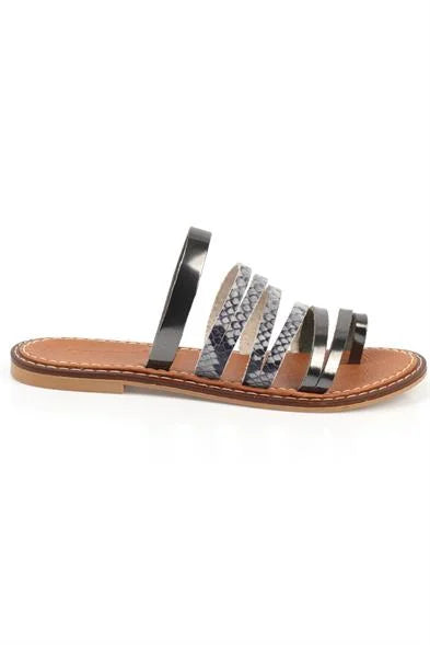 Capone Lyssa Toe Ring Detail Multi Band ženske sandale od platinaste kože
