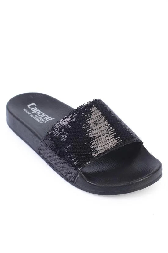 Capone Maurise Women Platinum Slippers