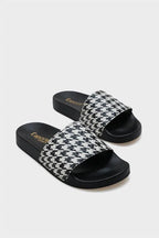 Capone Outfitters 901201 Women Houndstooth Sandal