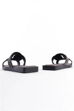 Capone Outfitters HRM09 Women Silver Sandal