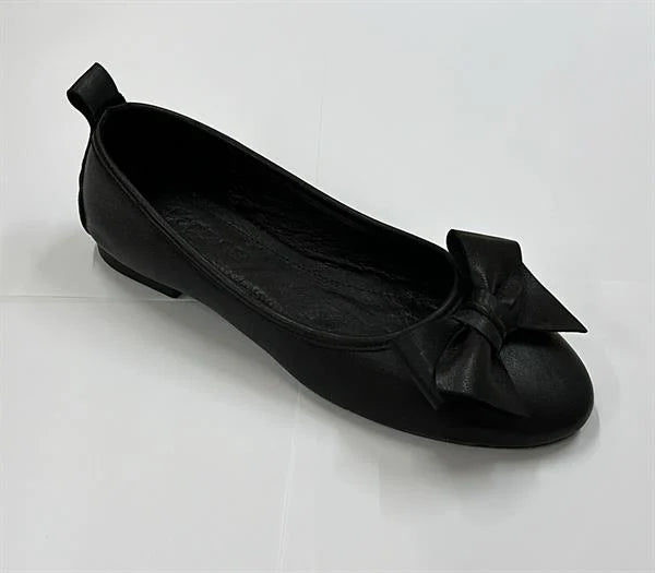 Capone Bliss Genuine Leather Bow Accessory Women Nude Ballet Flat