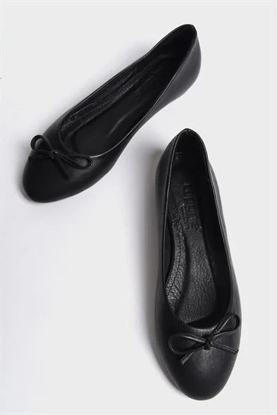 Capone Bloom Genuine Leather Bow Detail Round Toe Women Honey Ballerinas