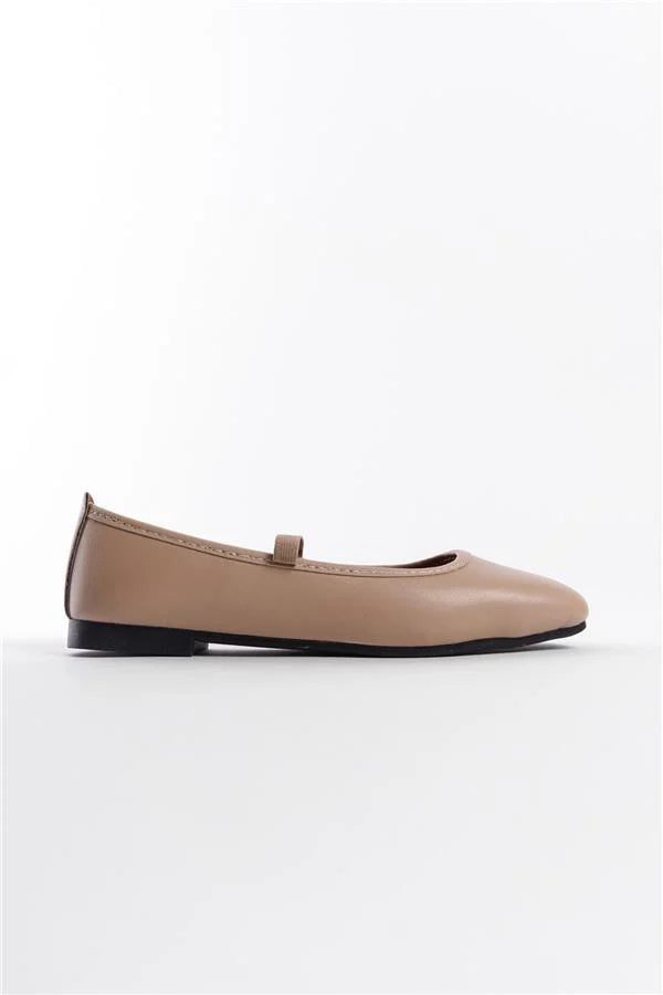 Capone Braki Women Black Ballerina