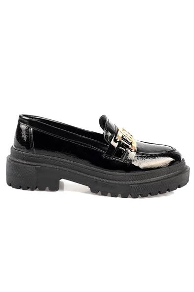 Capone Oval Toe Metal Accessory Track Sole Crinkly Patent Woman Loafer