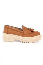 Capone Oval Toe Tassel Track Sole Suede Ženska Mokasina