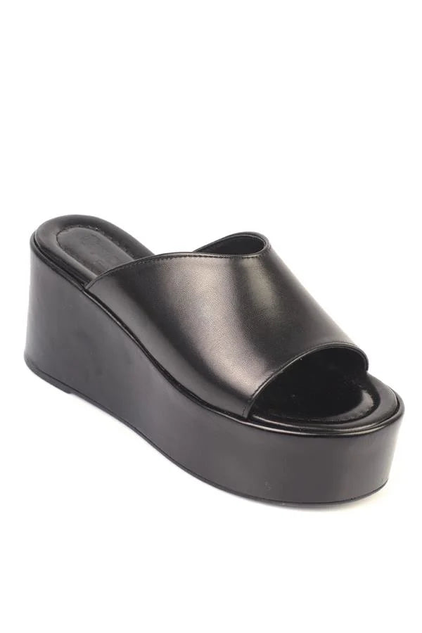 Capone Marta Platform Metallic Single Women Metallic Black Strappy Sandals